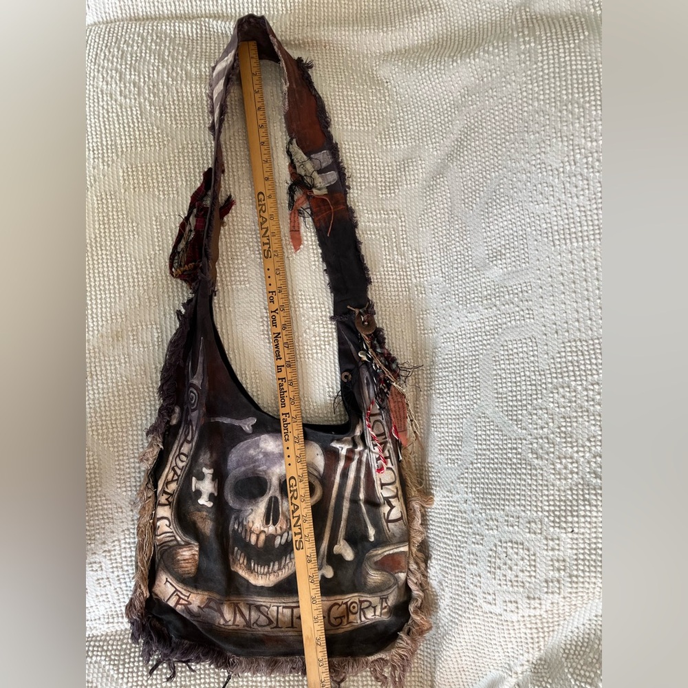 NWOT skull traveler bag Handmade WORK OF ART carry it or hang it on your wall - Picture 8 of 16